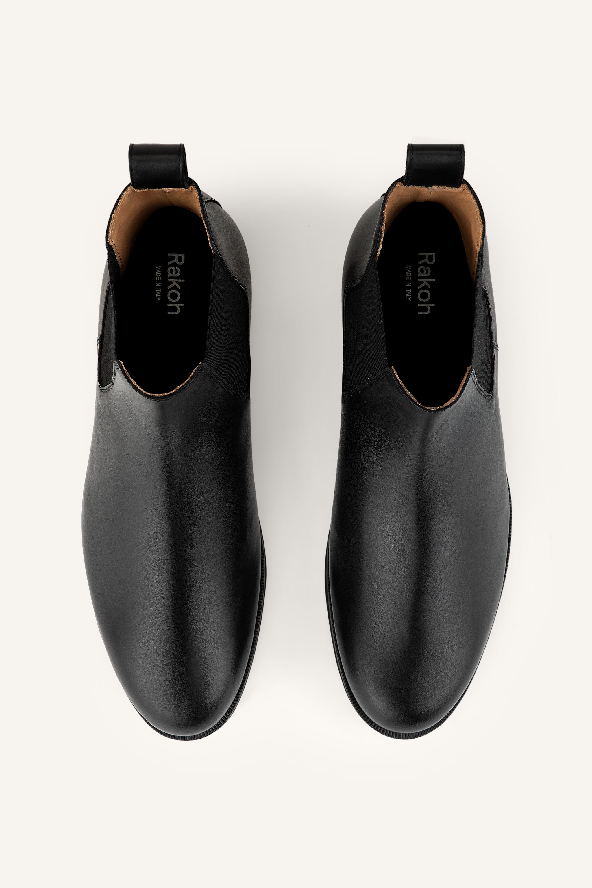 Mens Redford Chelsea Boots in Black Calf