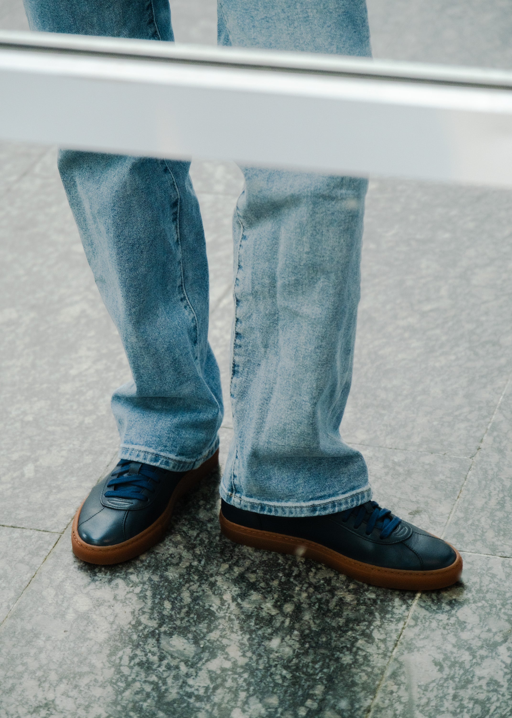 Men's James Lace Up Sneakers in Navy Leather